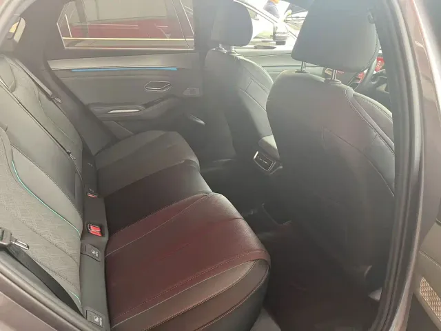 BYD Qin L — Фото автомобиля 8