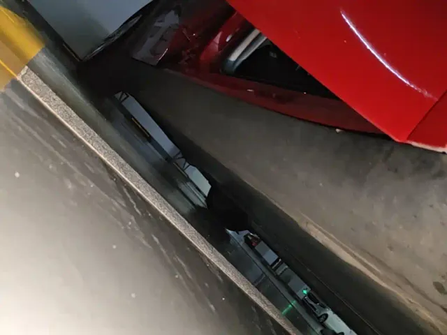 Tesla Model Y — Фото автомобиля 20