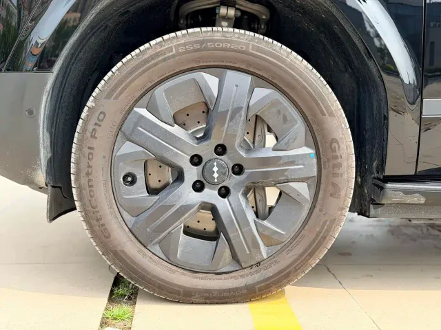 BYD FangChengBao Titanium 7 — Фото автомобиля 7