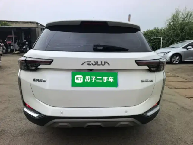 Dongfeng Yixuan GS — Фото автомобиля 5