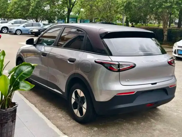 Geely Starry Wish — Фото автомобиля 8