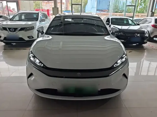 BYD Qin L — Фото автомобиля 2