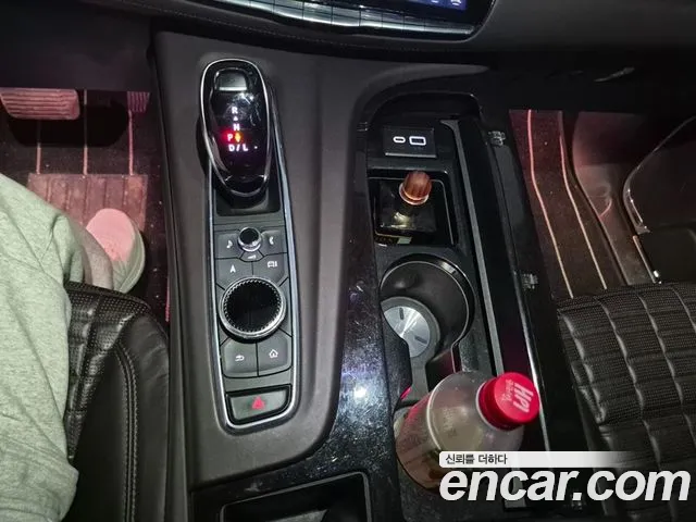 Cadillac Escalade 5th Gen — Фото автомобиля 11