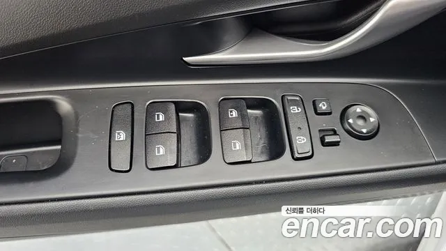 Hyundai Avante CN7 — Фото автомобиля 30