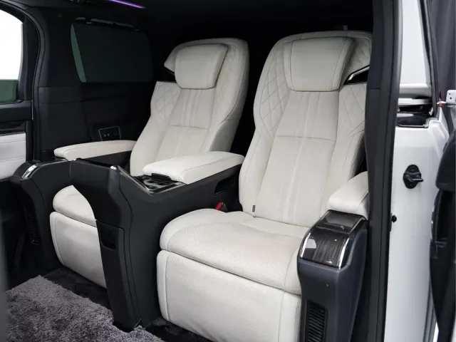 Lexus LM — Фото автомобиля 15
