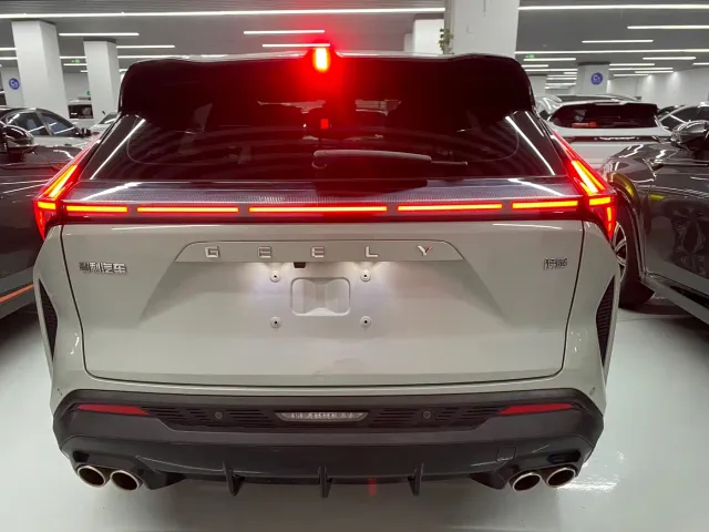 Geely Boyue — Фото автомобиля 14