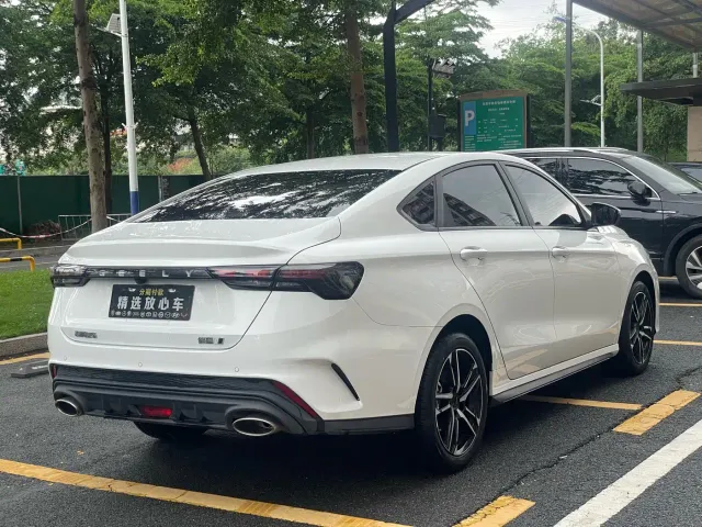 Geely Binrui — Фото автомобиля 5