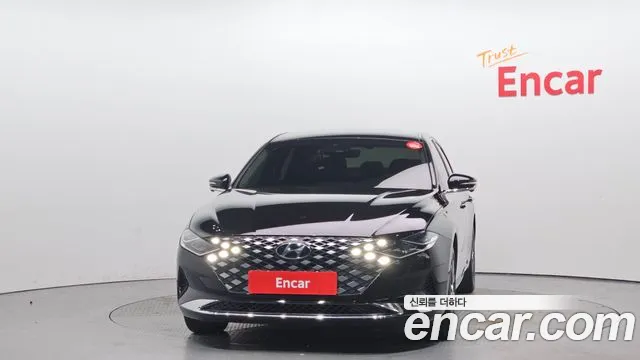 Hyundai Grandeur New — Фото автомобиля 3