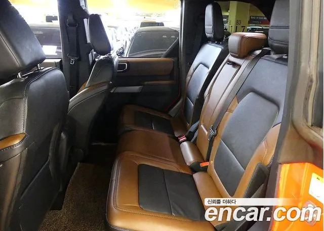 Ford Bronco 6th Gen — Фото автомобиля 17