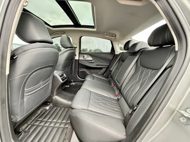 Chery Arrizo 8 — Фото автомобиля 9
