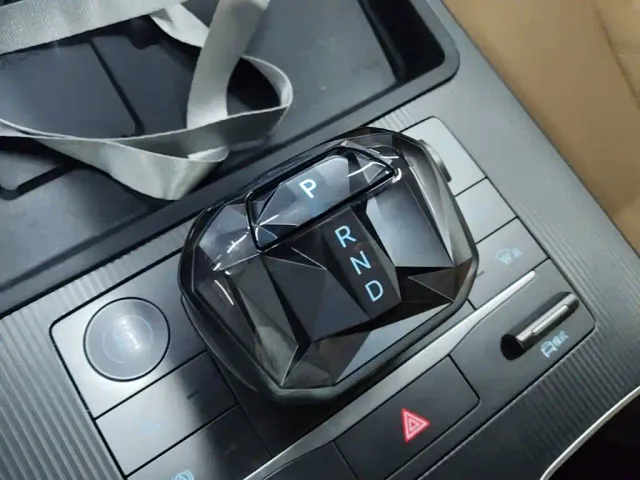 BYD Song L DM-i — Фото автомобиля 13