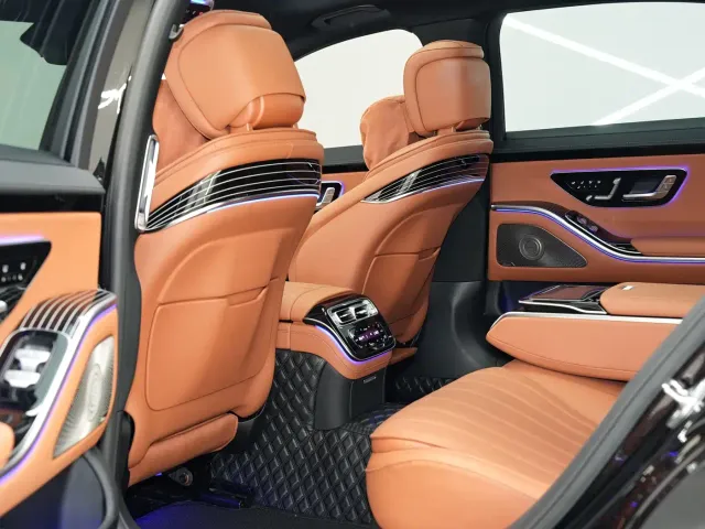 Mercedes-Benz S-Class — Фото автомобиля 18