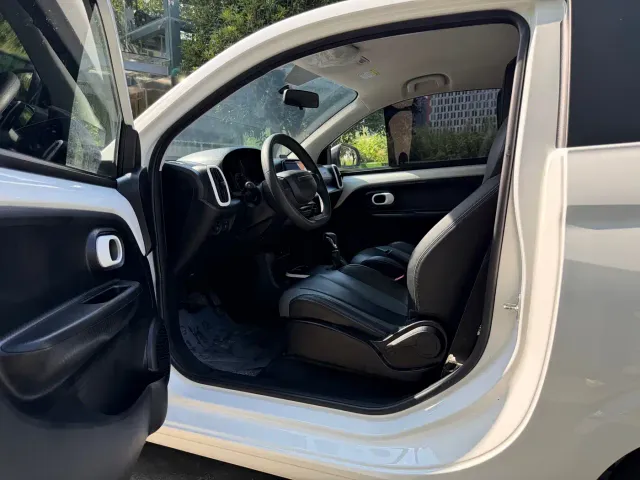 Roewe Clever — Фото автомобиля 7