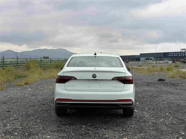 Volkswagen Sagitar — Фото автомобиля 5