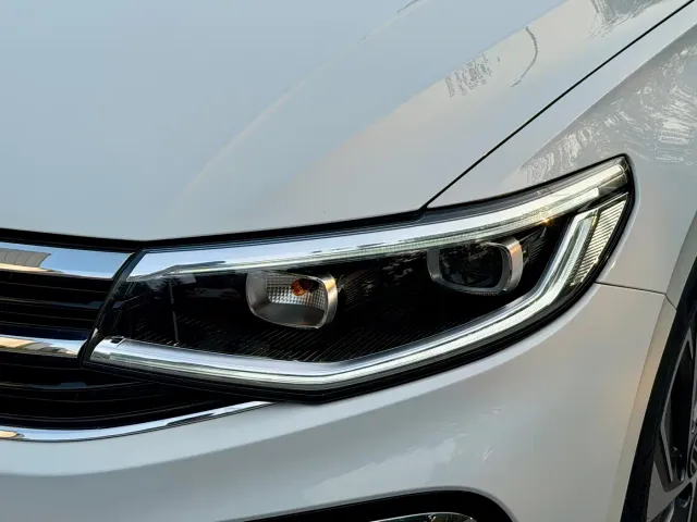 Volkswagen Bora — Фото автомобиля 8