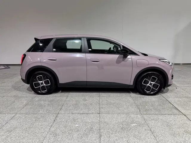 GAC AION UT super — Фото автомобиля 3
