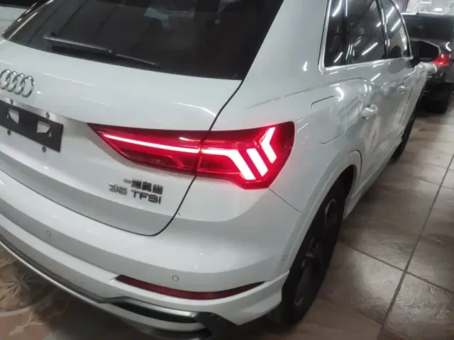 Audi Q3 — Фото автомобиля 7