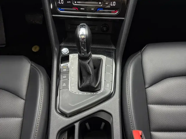 Volkswagen Tharu — Фото автомобиля 11