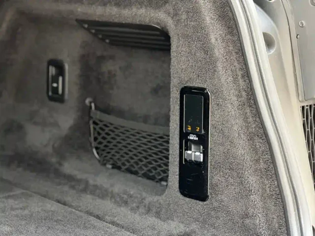 Land Rover Range Rover Sport — Фото автомобиля 5
