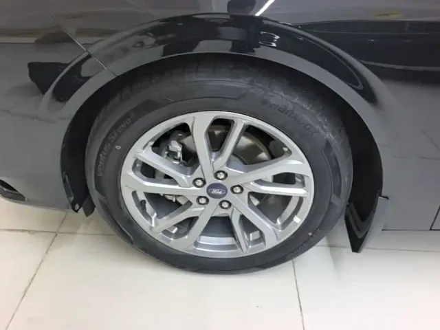 Ford Mondeo — Фото автомобиля 22