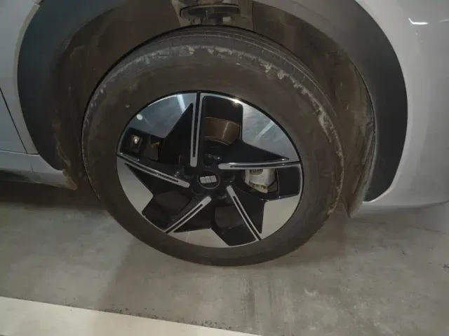 Geely Galaxy E5 — Фото автомобиля 25