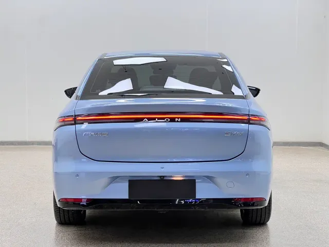 GAC Aion S MAX — Фото автомобиля 6
