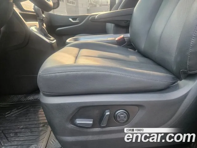 Hyundai Staria Staria L3.5 Карго 5 мест — Фото автомобиля 8