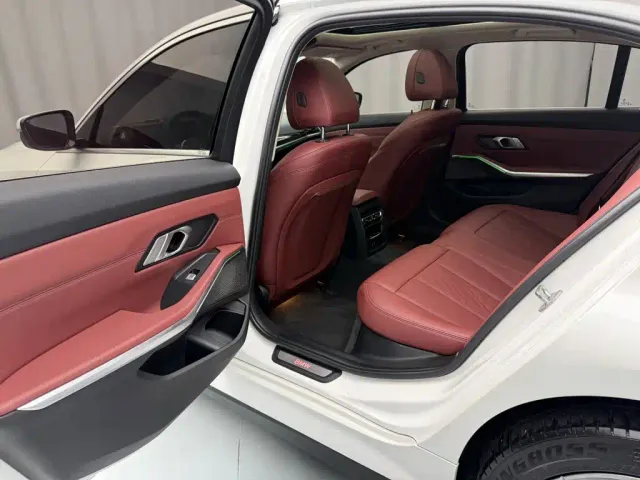 BMW i3 — Фото автомобиля 8