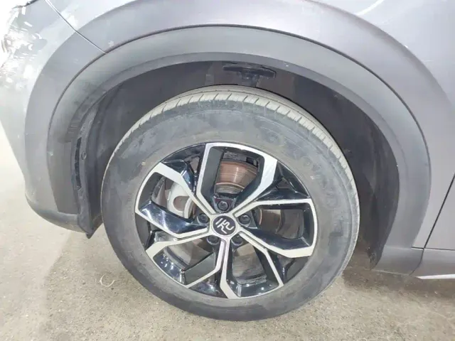 BYD Yuan PLUS — Фото автомобиля 22