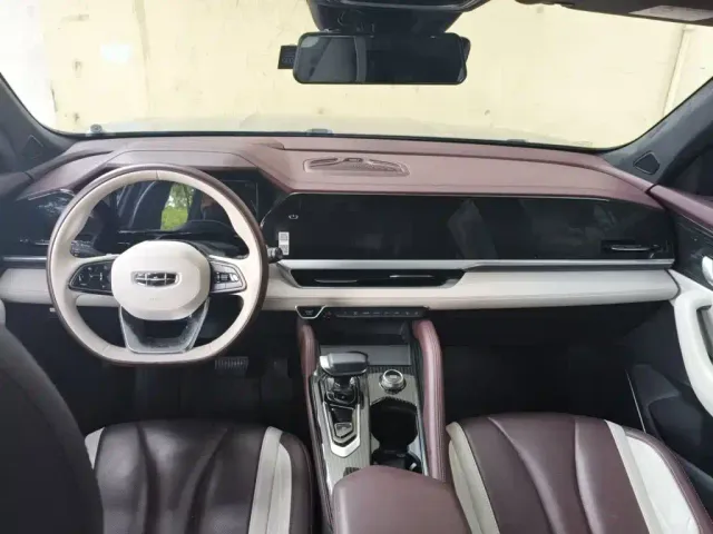 Geely Xingyue L — Фото автомобиля 12