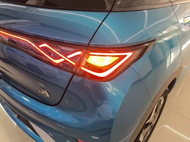 BYD Dolphin — Фото автомобиля 7
