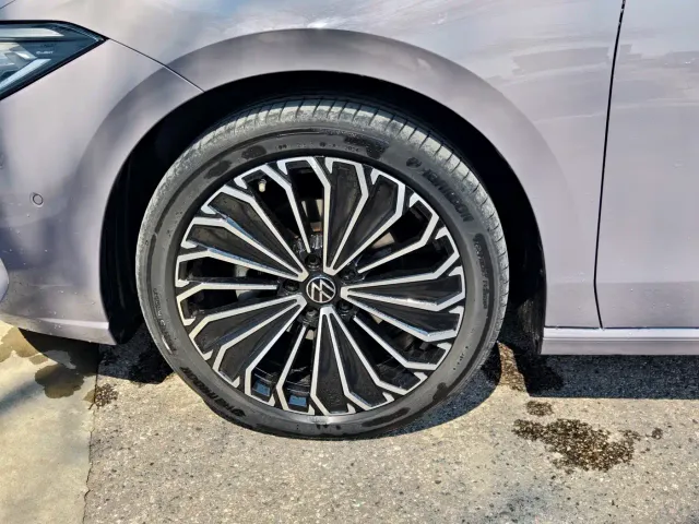 Volkswagen Passat — Фото автомобиля 10