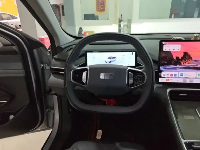 Geely Galaxy L6 — Фото автомобиля 10