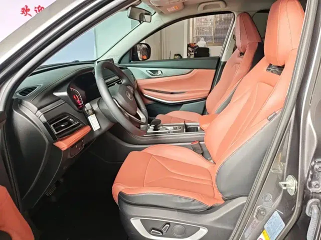 Changan CS75 — Фото автомобиля 14