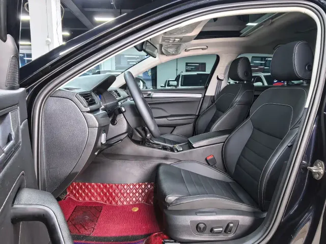 Skoda Superb — Фото автомобиля 8