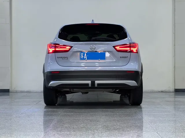 Nissan Qashqai — Фото автомобиля 5