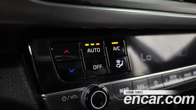 Kia Seltos Бензин 1.6 турбо 2WD — Фото автомобиля 24