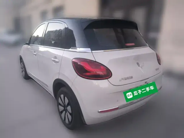 Wuling Bingo — Фото автомобиля 4