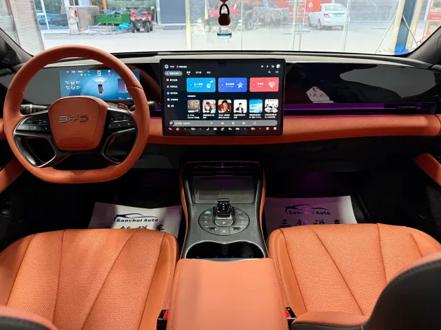 BYD Seal — Фото автомобиля 16