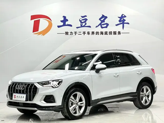 Фотография автомобиля — Audi Q3