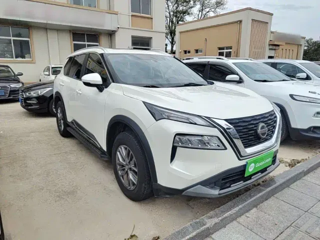 Nissan X-Trail — Фото автомобиля 3