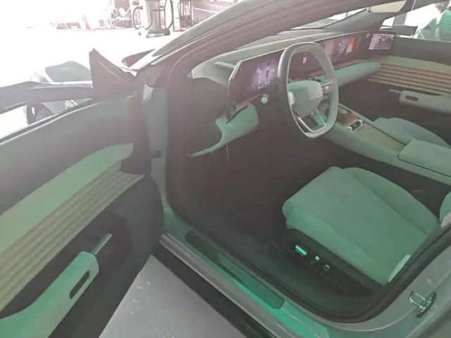 Audi E5 Sportback — Фото автомобиля 15