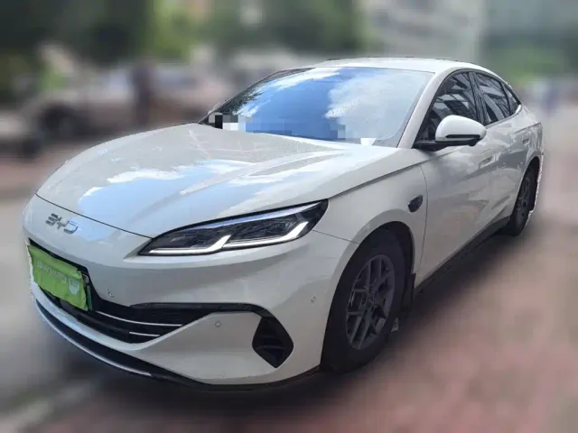 Фотография автомобиля — BYD Seal 06