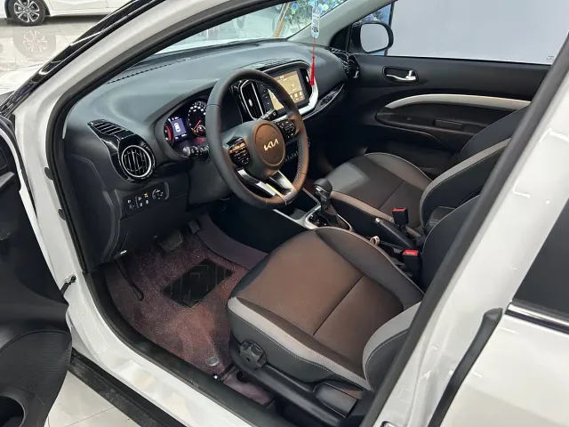 Kia KX1 — Фото автомобиля 4
