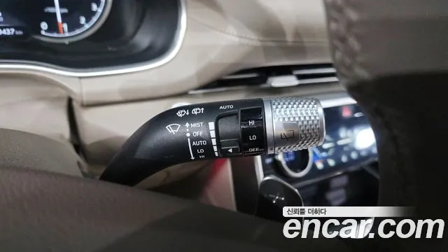 Genesis GV80 — Фото автомобиля 27