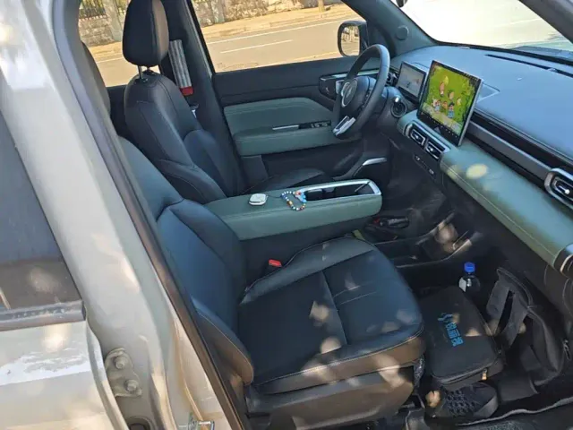 Baojun Yep Plus — Фото автомобиля 24