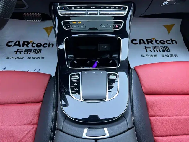 Mercedes-Benz E-Class — Фото автомобиля 15
