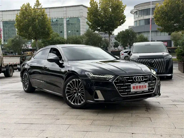 Audi A7L — Фото автомобиля 3