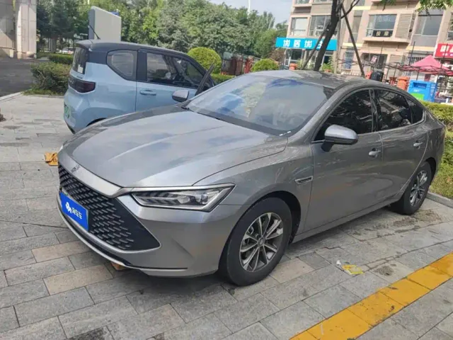 Фотография автомобиля — BYD Qin PLUS