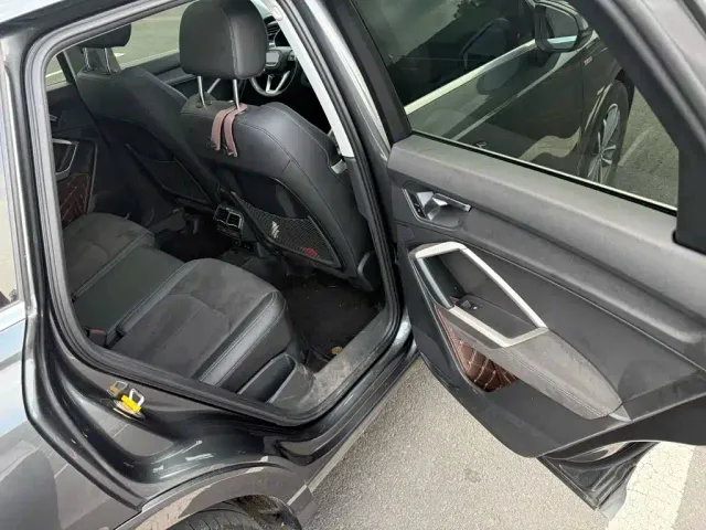 Audi Q3 — Фото автомобиля 11